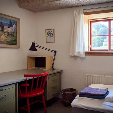 Skaerum Molle Bed & Breakfast Vemb