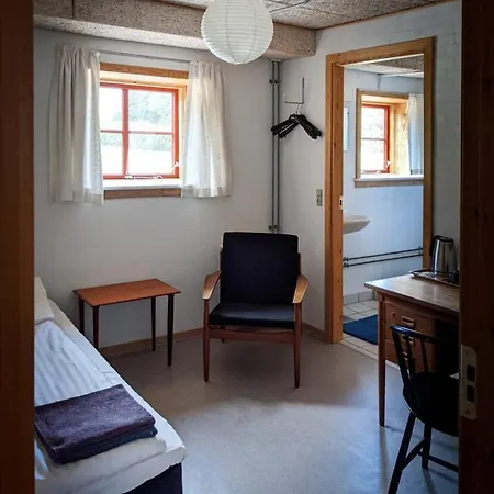 Skaerum Molle Bed & Breakfast *